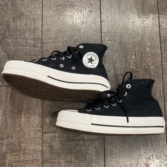 CONVERSE Chuck Taylor All Star Lift Platform Womens High Top Shoes - Picture 2 of 4